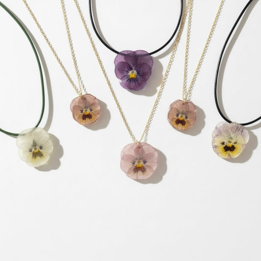 PASTELL FIOL smykke - ekte tørket blomst, skinn eller sølvkjede - Smykke KNASK