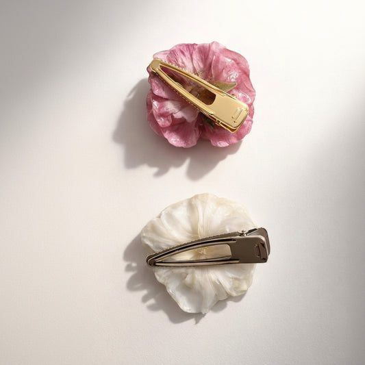 RANUNKEL hårspenne - ekte tørket blomst, krokodilleklemme - Hårpynt KNASK