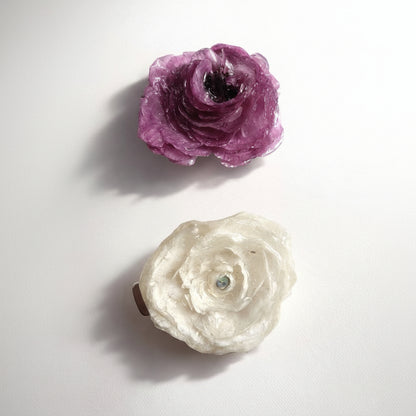 RANUNKEL hårspenne - ekte tørket blomst, krokodilleklemme - Hårpynt KNASK