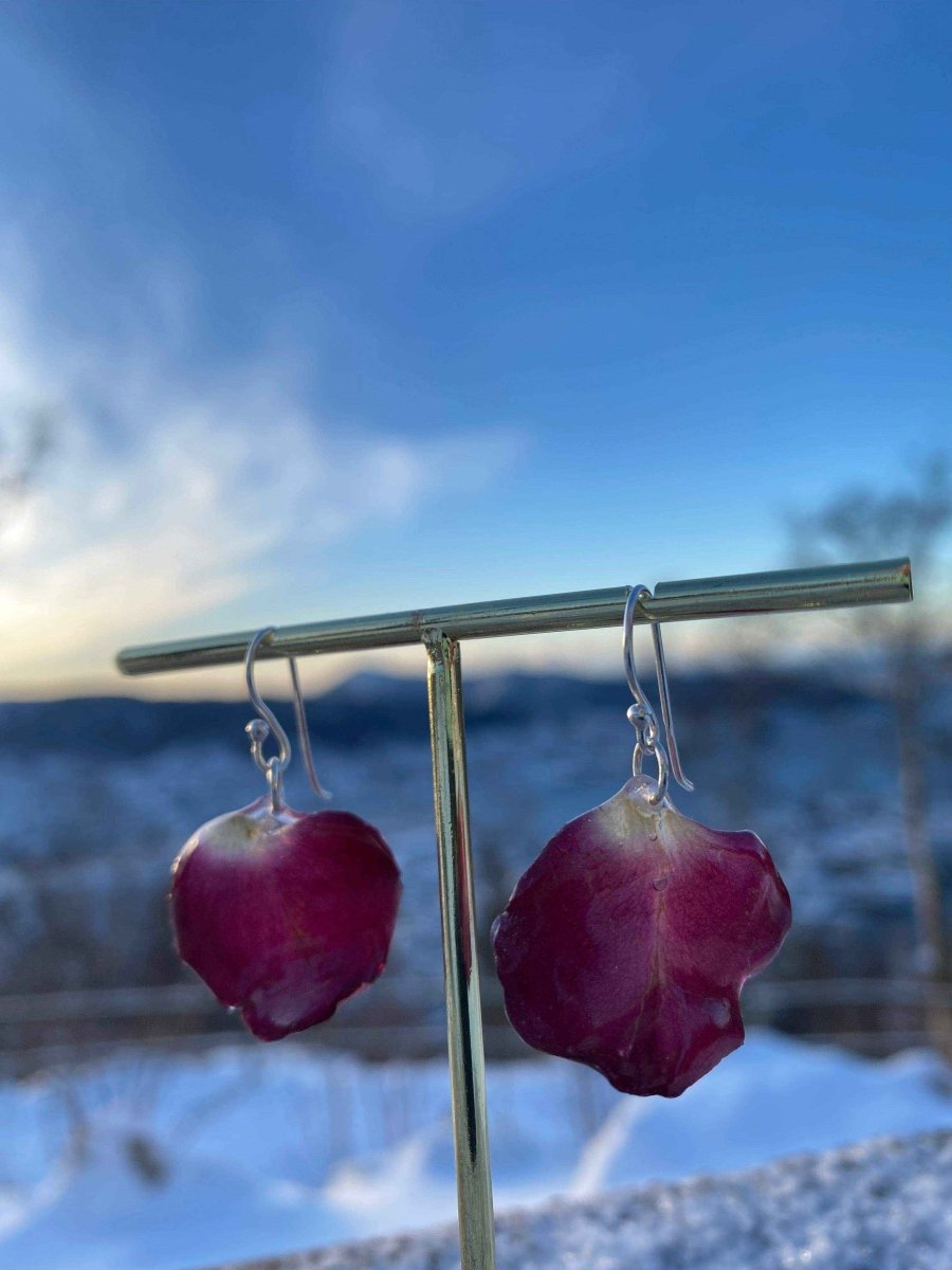 Rødvin-roser roseblad øredobber, 925 sølv ørekroker - KNASK