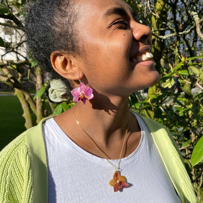 RUSTROSA ORKIDÉ øredobber - ekte tørkede blomster, sølv - Øredobber KNASK