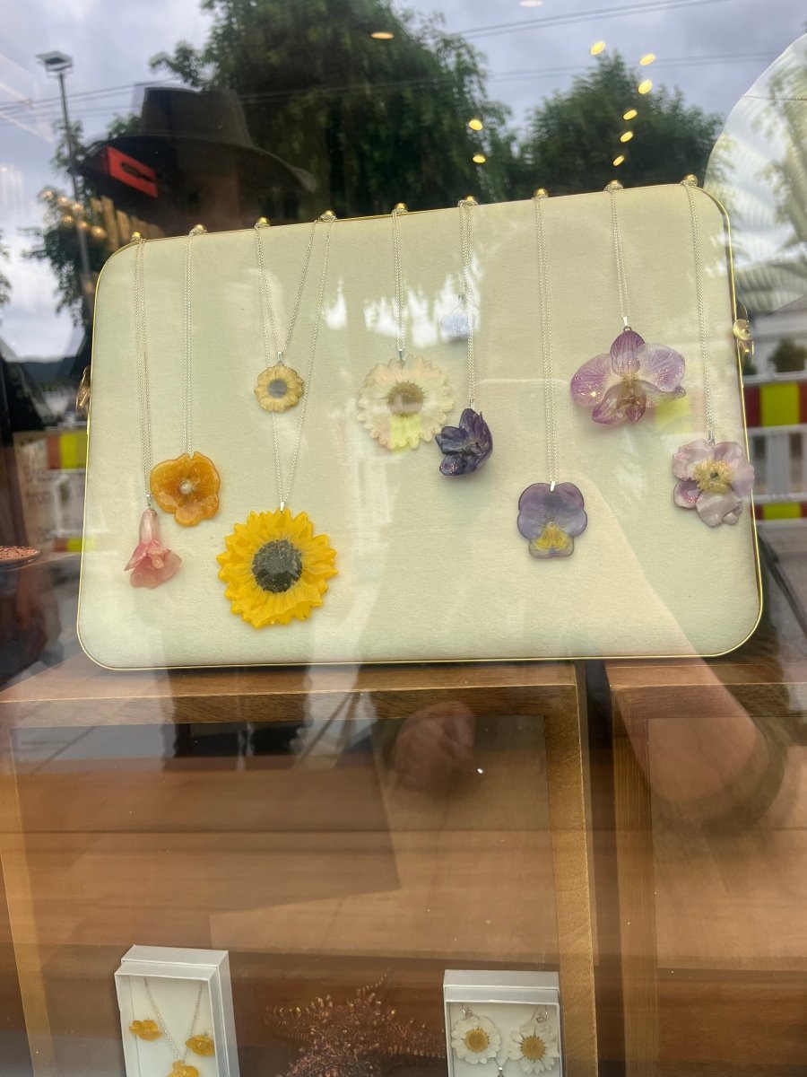 SAFTIG FIOL smykke - ekte tørket blomst - Smykke KNASK