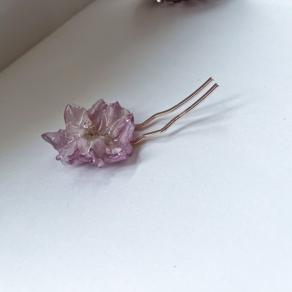 SAKURA KIRSEBÆRBLOMST hårnål, 3D - tørket blomst - Hårpynt KNASK