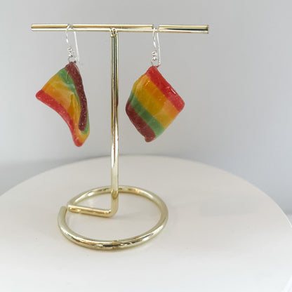 SKEIVE PRIDE øredobber, ekte regnbue - snop (🇵🇸10% til Gaza ❤️‍🩹) - KNASK
