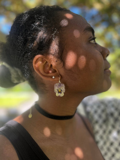 VIOLETTA øredobber, ekte stemorsblomst Viola tricolor, 925 sølv ørekroker - Øredobber KNASK